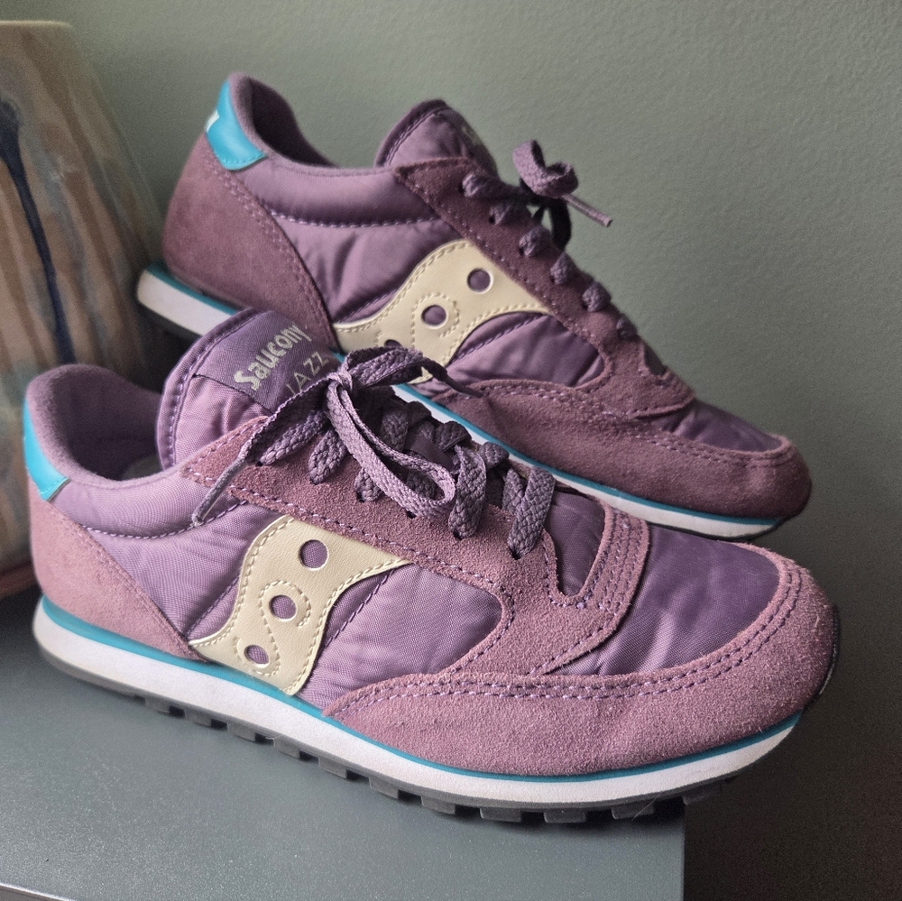 Saucony Women's Jazz Low Pro Purple Sneakers
